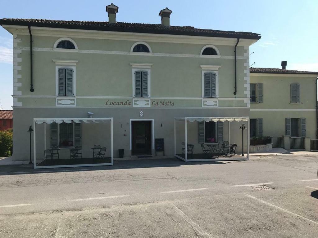 Locanda La Motta Motta Baluffi Luaran gambar